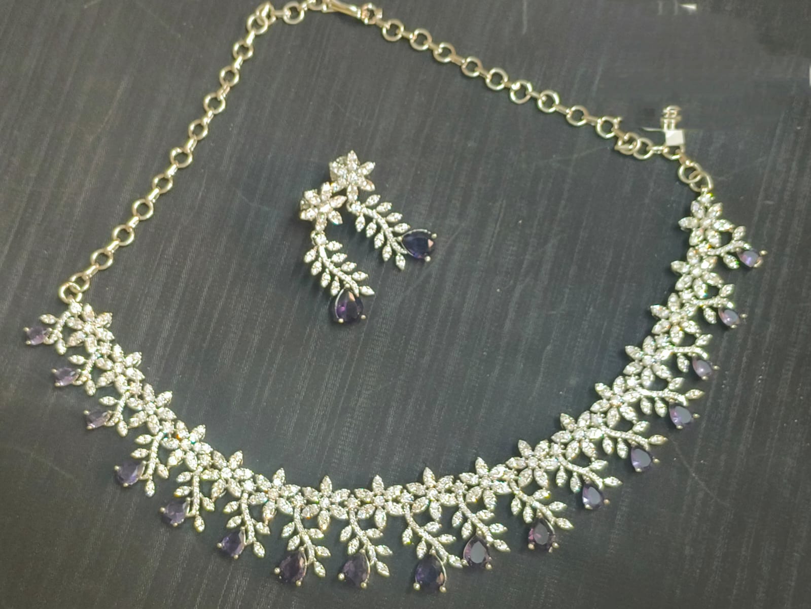 White Stones Necklace